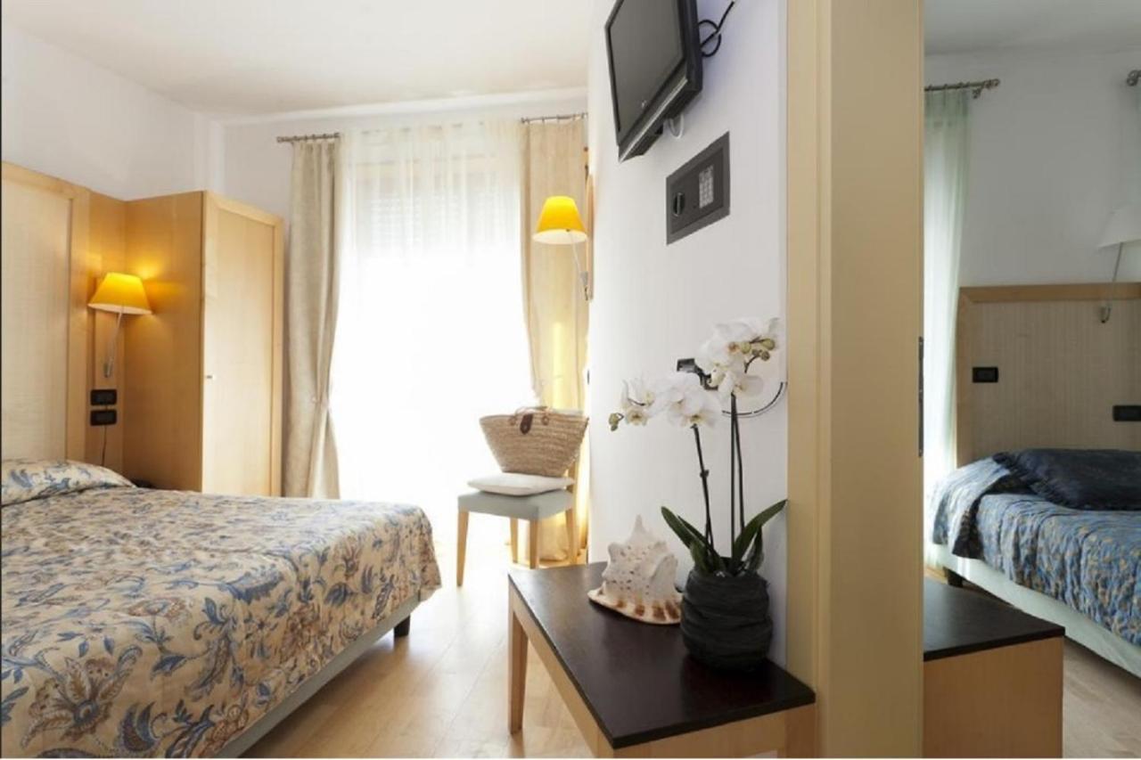 Hotel Centrale Lido di Jesolo Eksteriør bilde